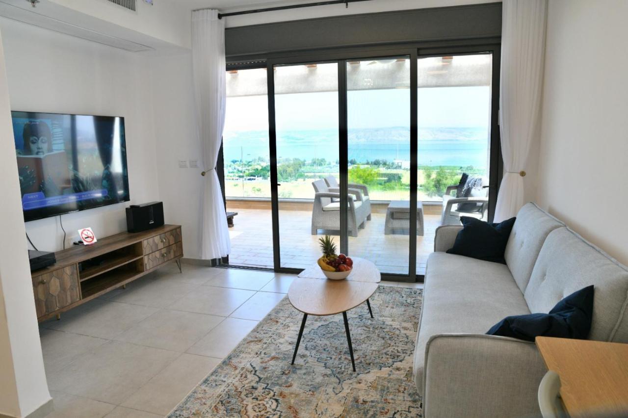 Casa Cohen C Kineret קאסה כהן סי כנרת Lägenhet Migdal Exteriör bild