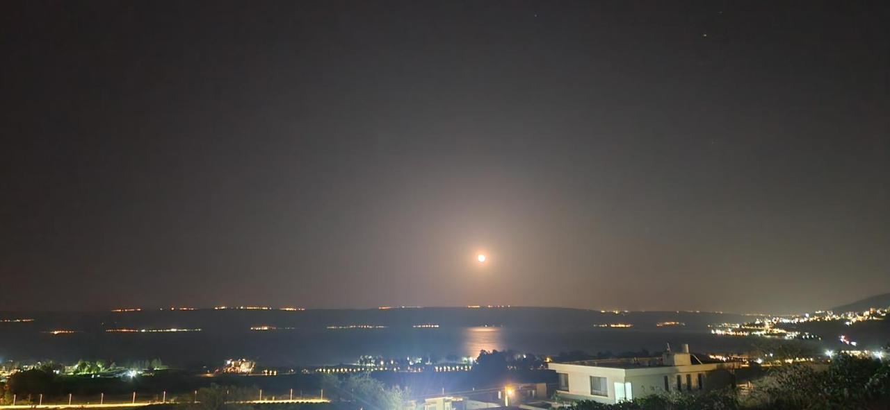 Casa Cohen C Kineret קאסה כהן סי כנרת Lägenhet Migdal Exteriör bild
